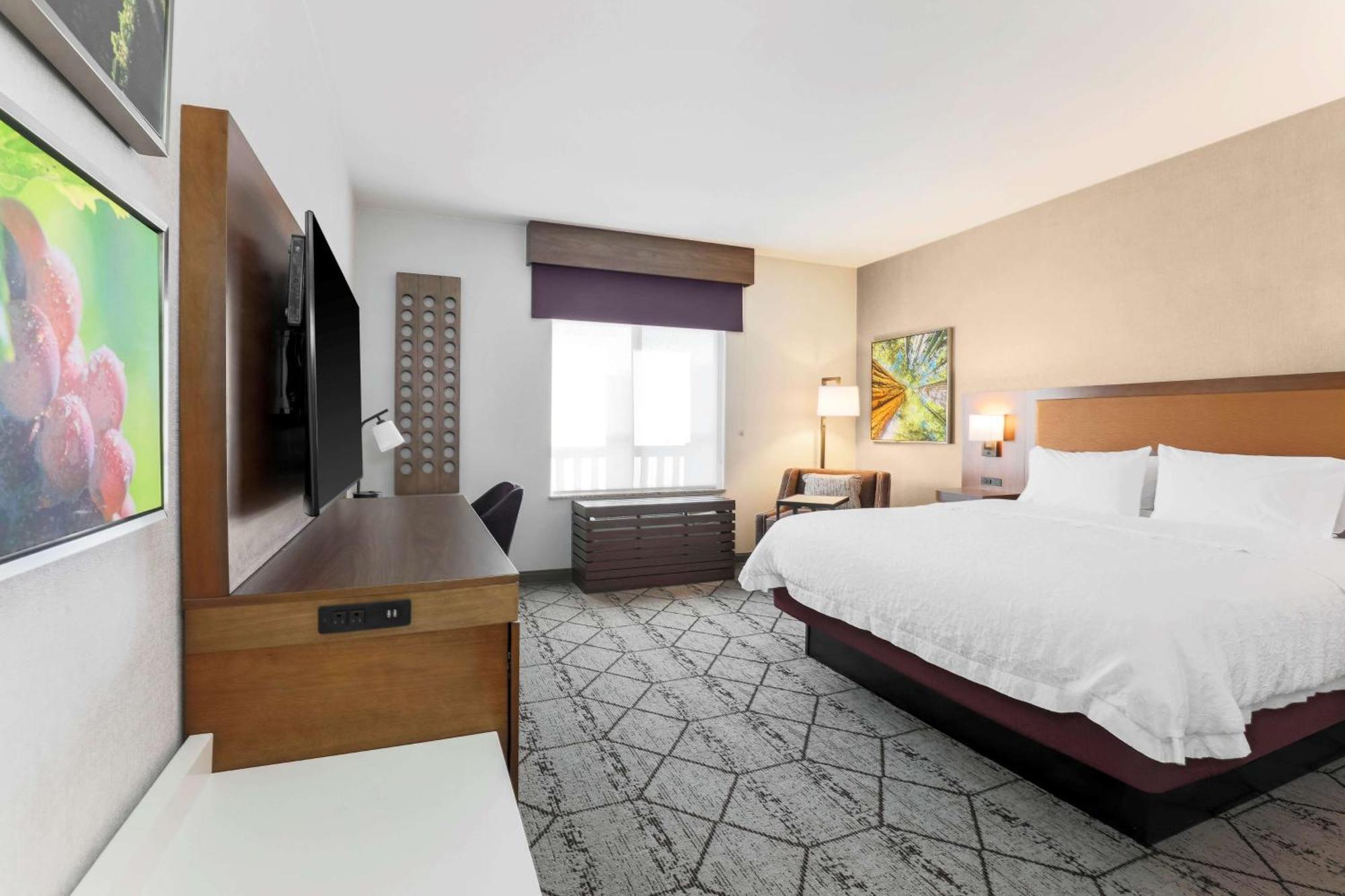 Hampton Inn & Suites Windsor-Sonoma Wine Country Exterior foto